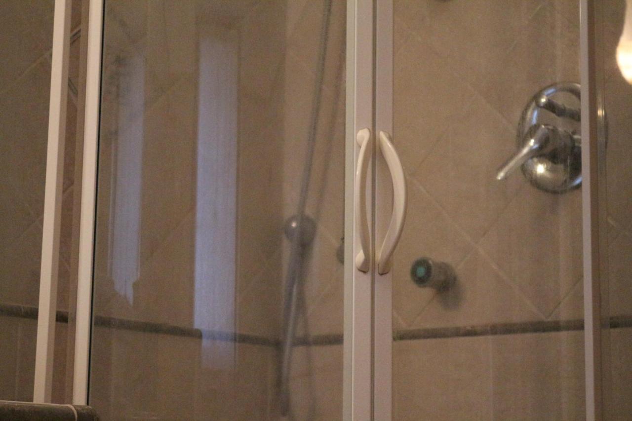 Bed and Breakfast Morgana Castrezatto Esterno foto